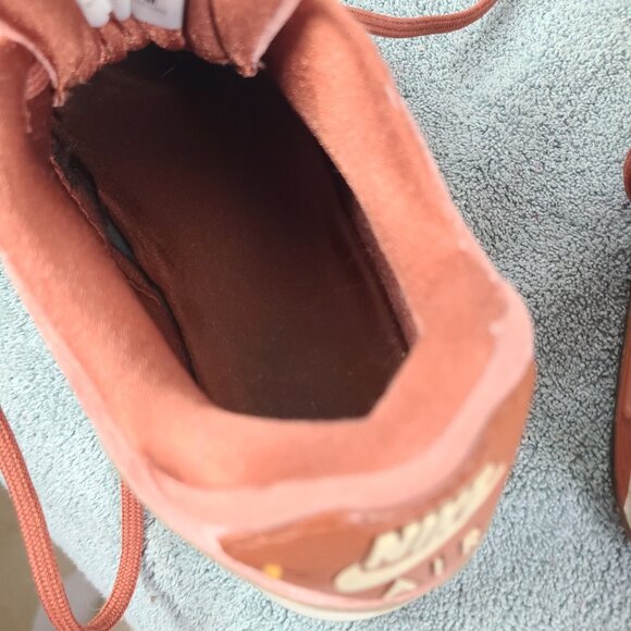 Size 8.5 - Nike Air Max 90 LX Dusty Peach - Picture 6 of 16